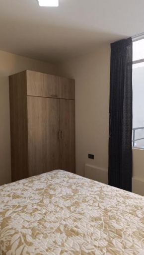APARMENTS Av LA PAZ